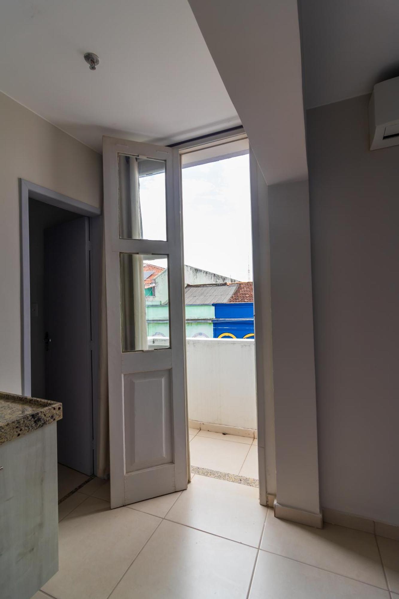 Отель Campos Center Flat By Castelo Itaipava Кампус-дус-Гойтаказис Экстерьер фото