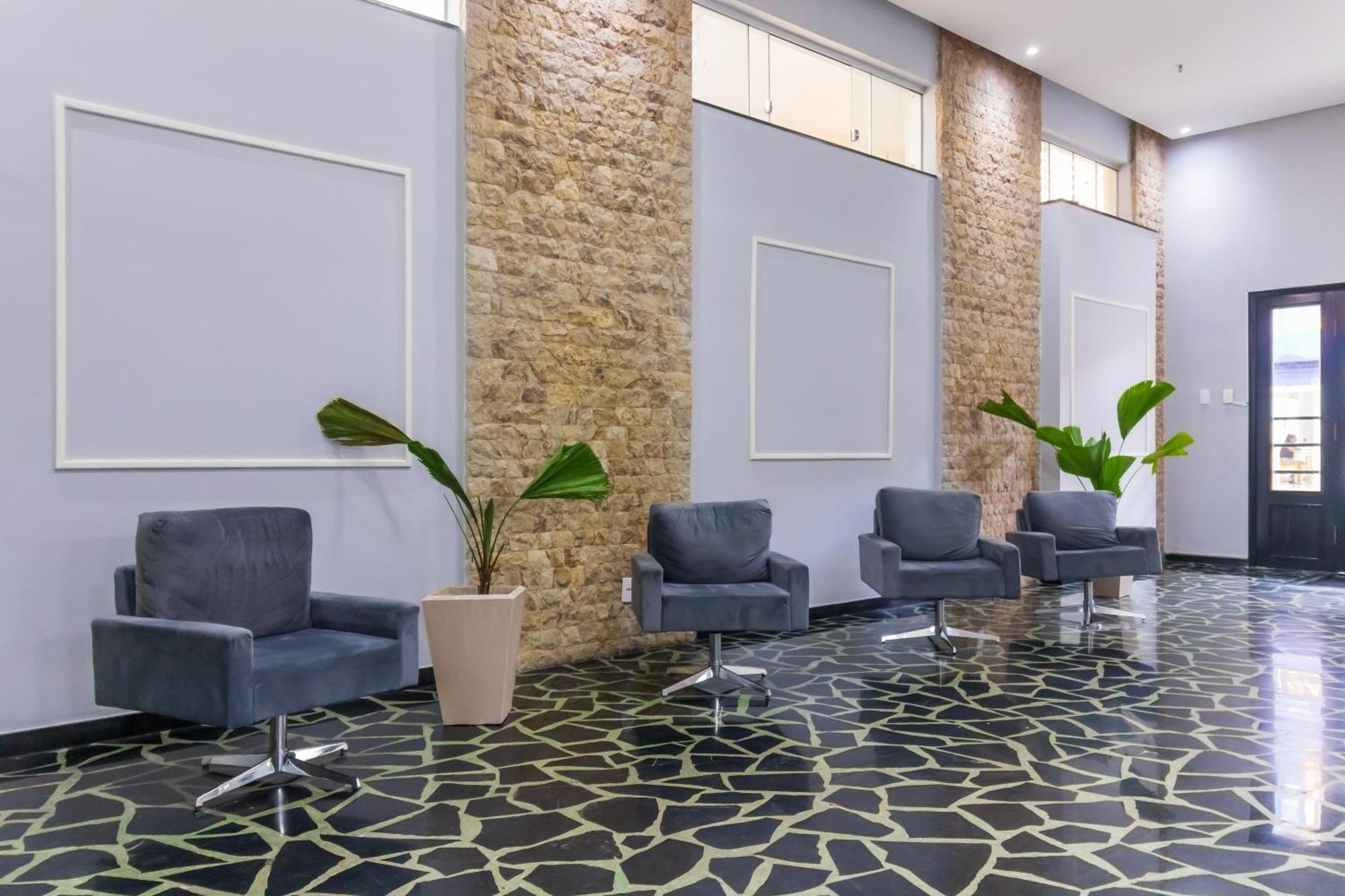 Отель Campos Center Flat By Castelo Itaipava Кампус-дус-Гойтаказис Экстерьер фото