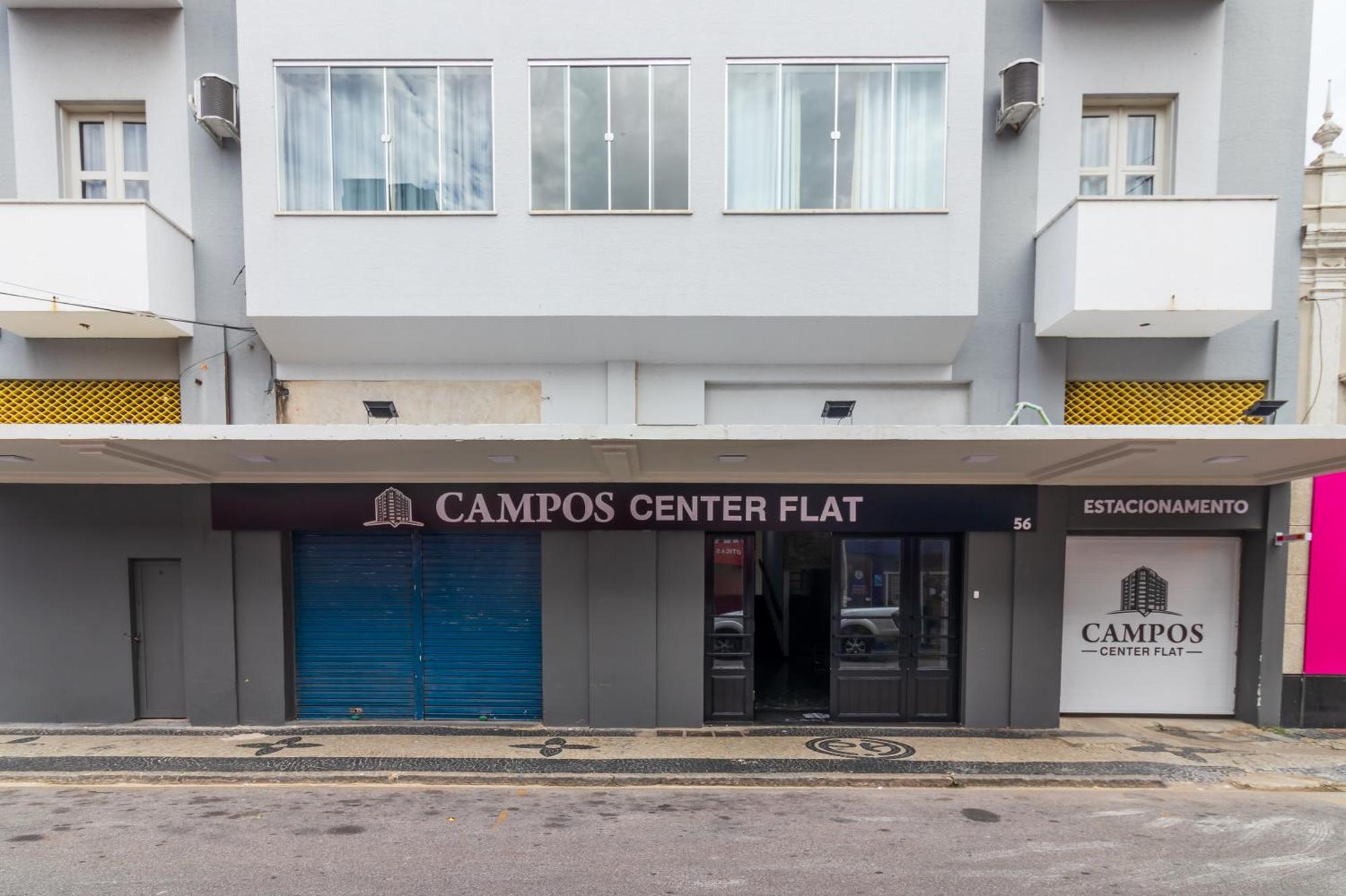Отель Campos Center Flat By Castelo Itaipava Кампус-дус-Гойтаказис Экстерьер фото